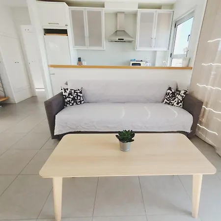 Alquilaencanarias-medano Martines Beachfront A * Эль-Медано